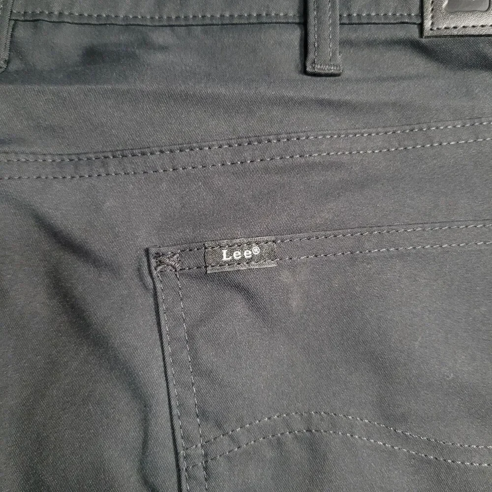 Lee Velocity Pants Mens 40x30 Black Microfiber Regular Fit Straight Leg Chino